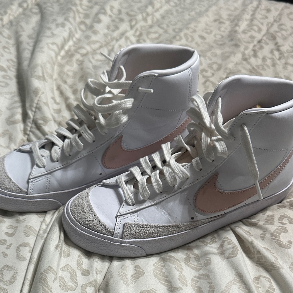 Nike Women's White and Pink High-Top Sneakers